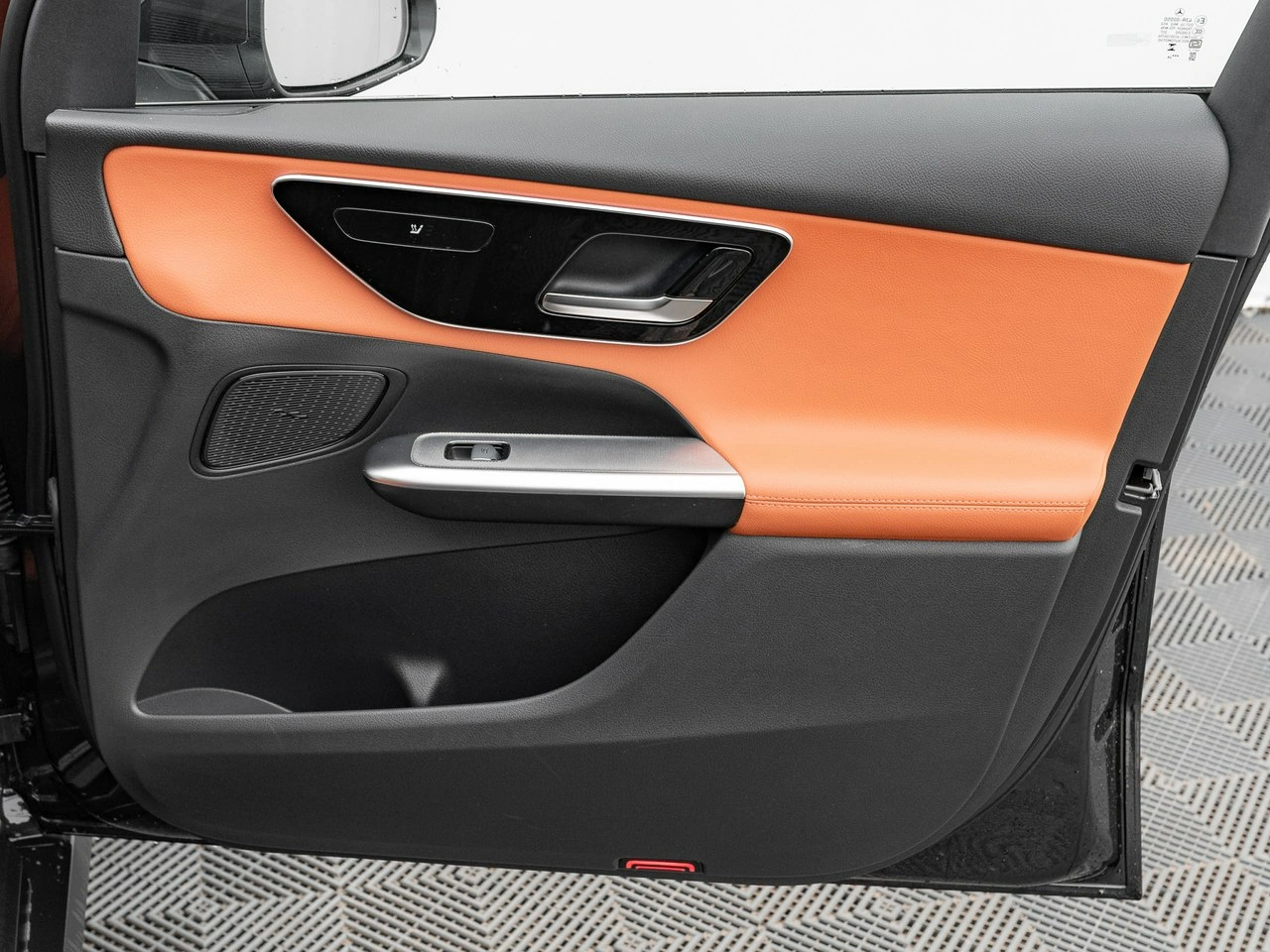 Mercedes GLC 300 - Zdjęcie 24