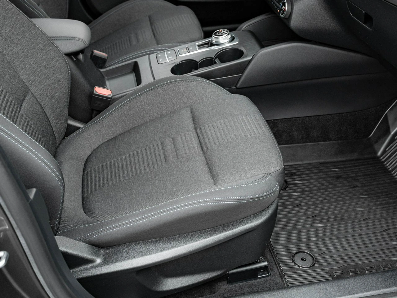 Ford Focus - Zdjęcie 27