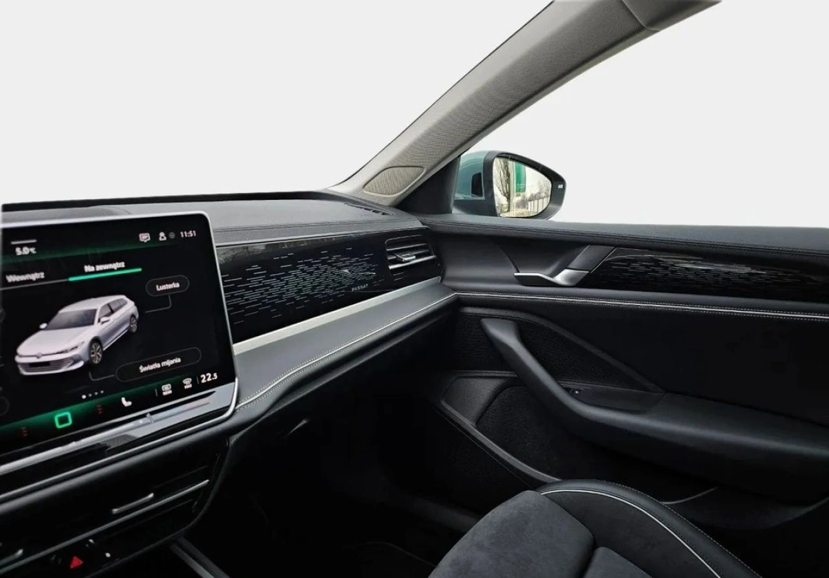 Volkswagen Passat Variant - Zdjęcie 32