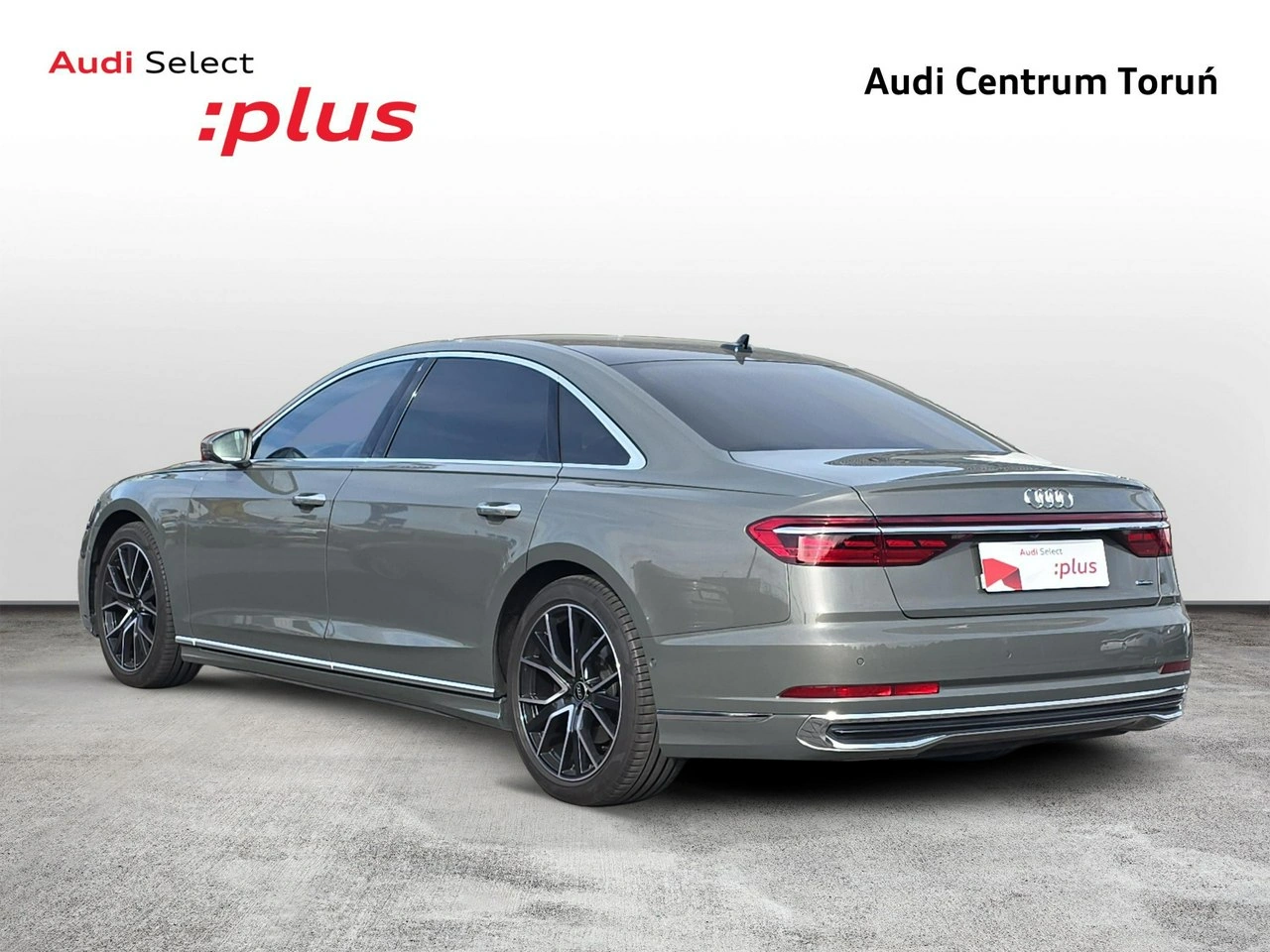 Audi A8 - Zdjęcie 2