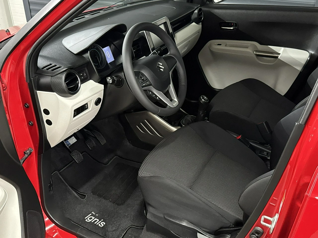 Suzuki Ignis - Zdjęcie 9