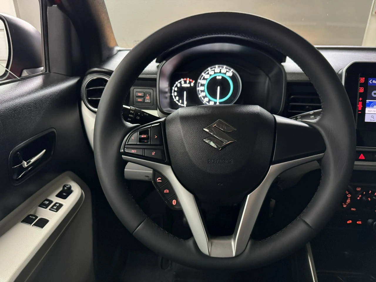 Suzuki Ignis - Zdjęcie 20