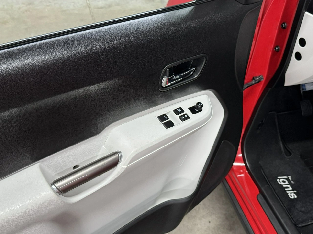 Suzuki Ignis - Zdjęcie 21