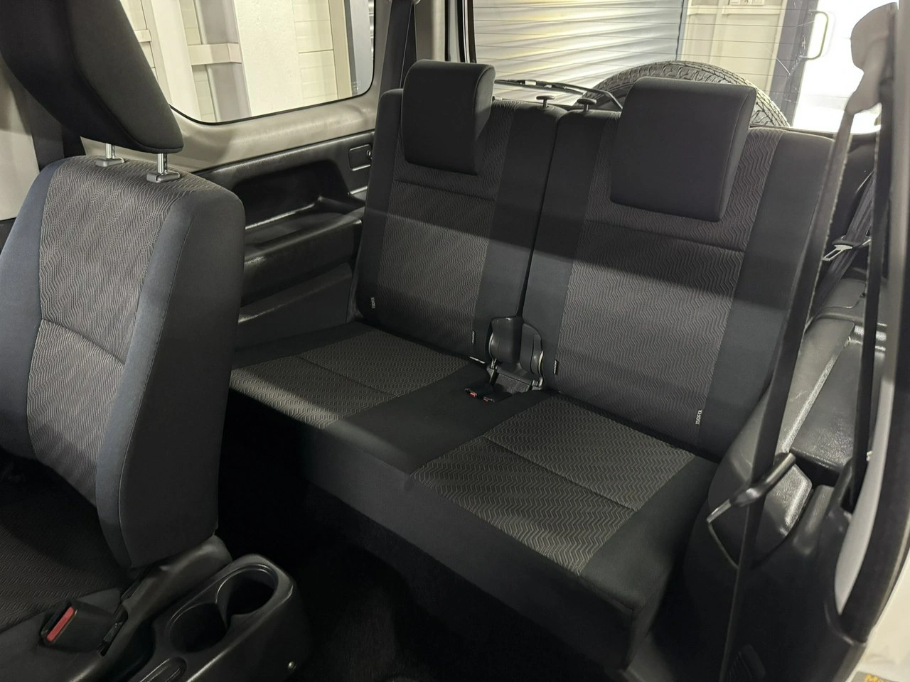 Suzuki Jimny - Zdjęcie 13