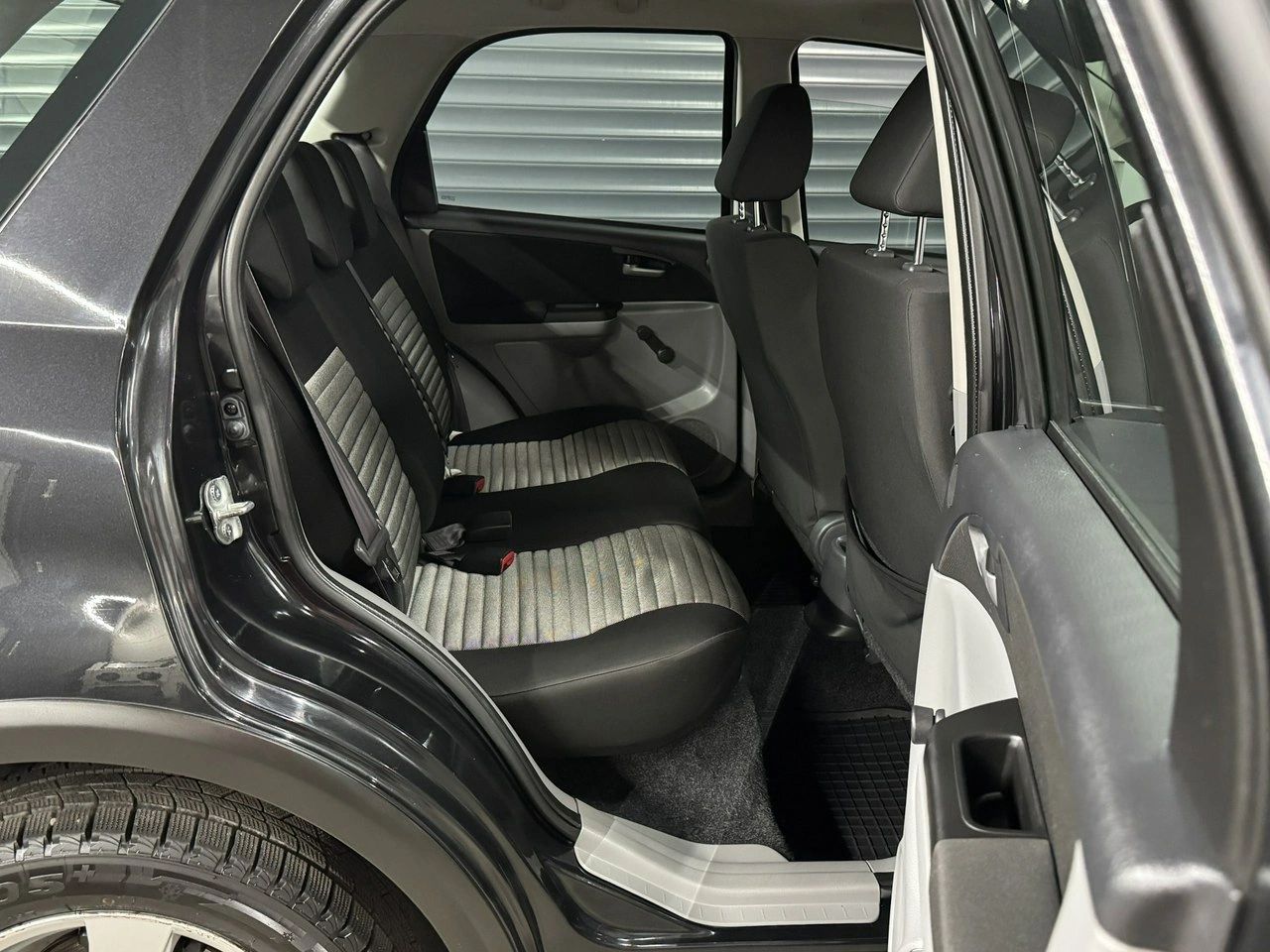 Suzuki SX4 - Zdjęcie 15