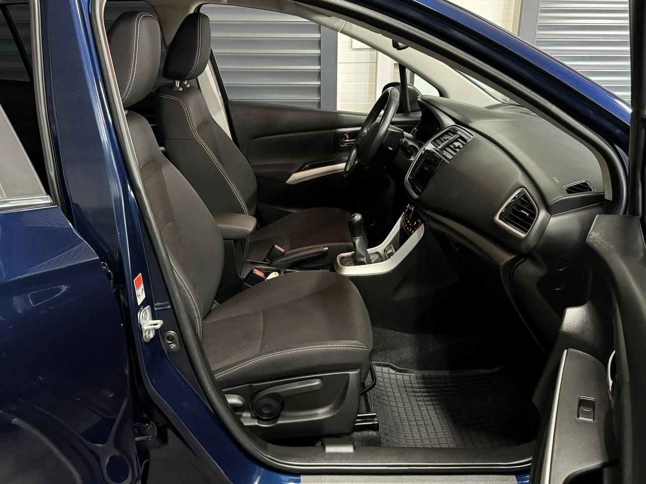 Suzuki SX4 S-Cross - Zdjęcie 10