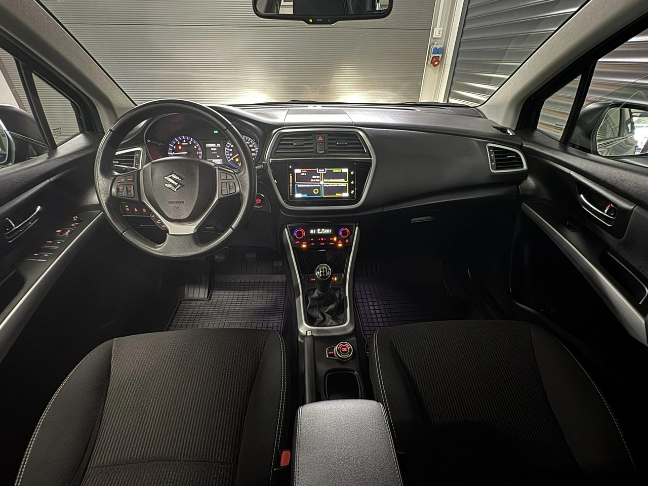 Suzuki SX4 S-Cross - Zdjęcie 11