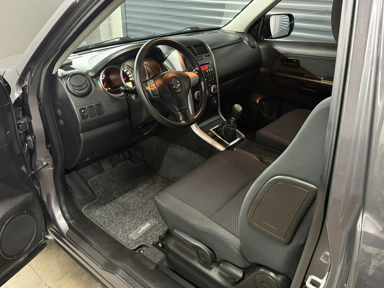 Suzuki Grand Vitara - Zdjęcie 8