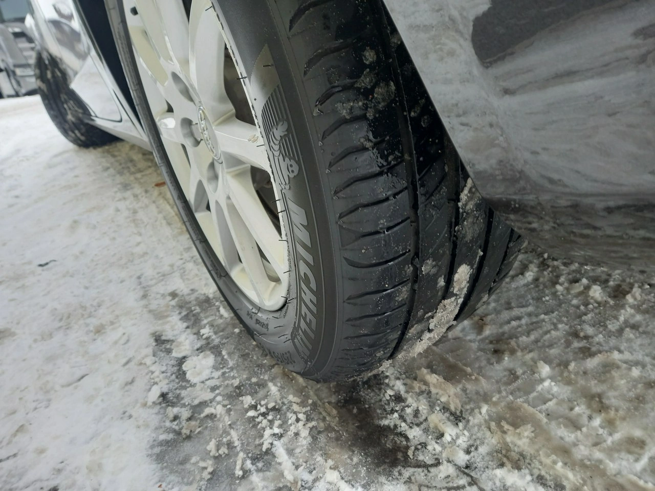 Audi A4 - Zdjęcie 21