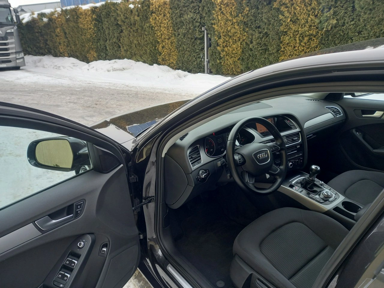 Audi A4 - Zdjęcie 28