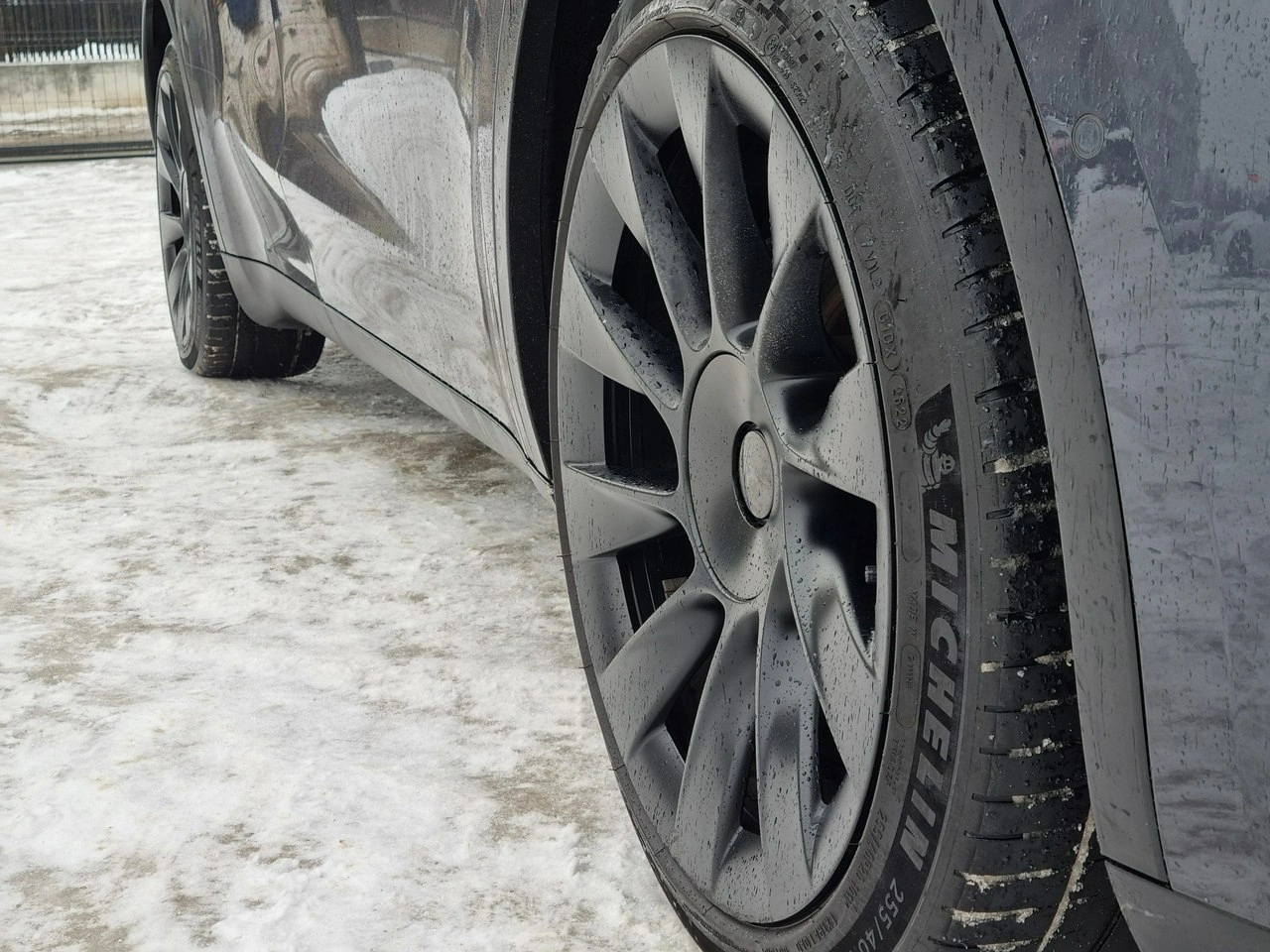 Tesla Y - Zdjęcie 13