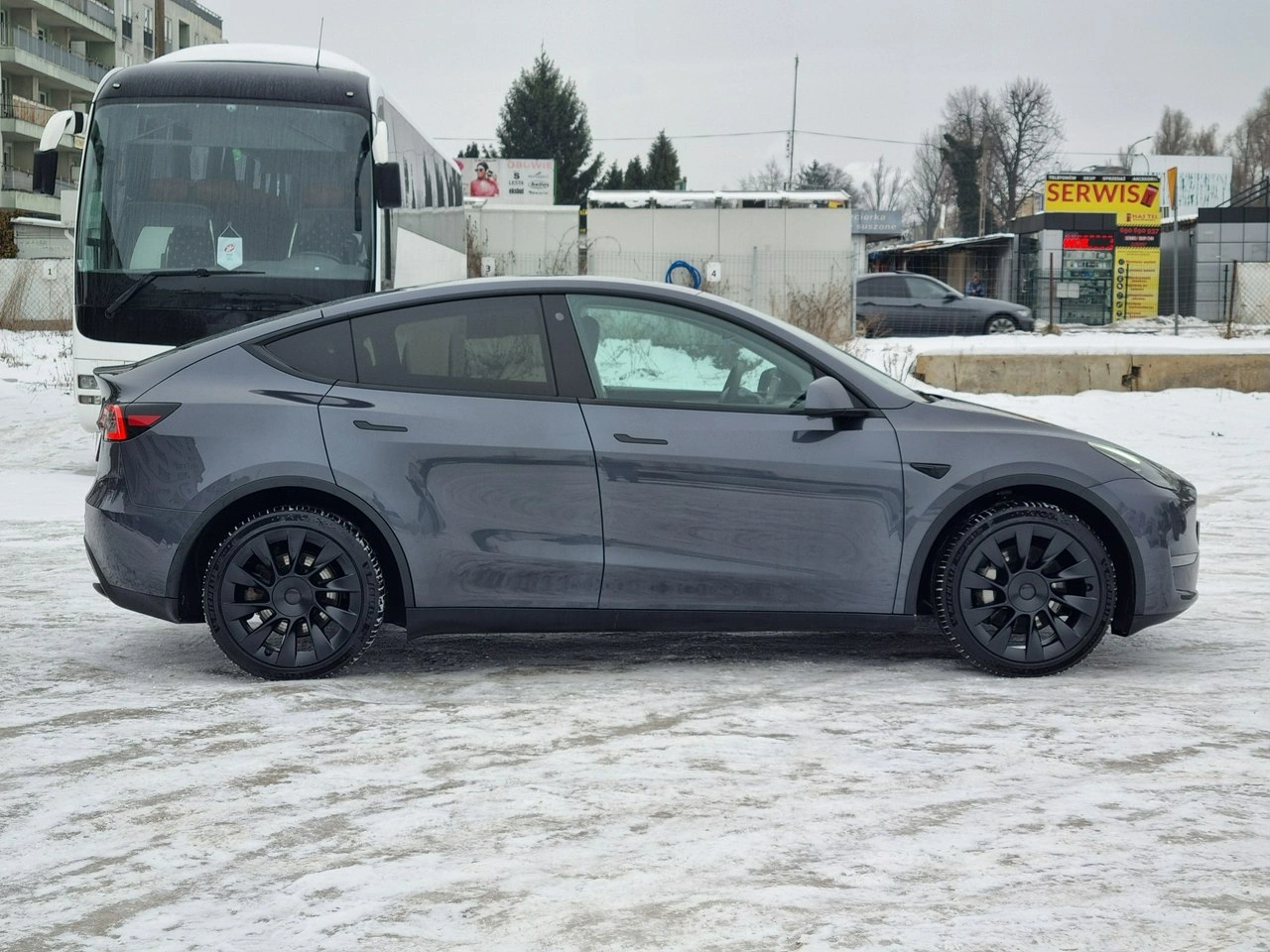 Tesla Y - Zdjęcie 5