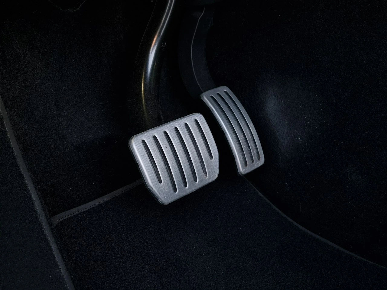 Tesla Y - Zdjęcie 29