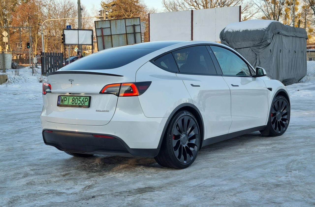 Tesla Y - Zdjęcie 4