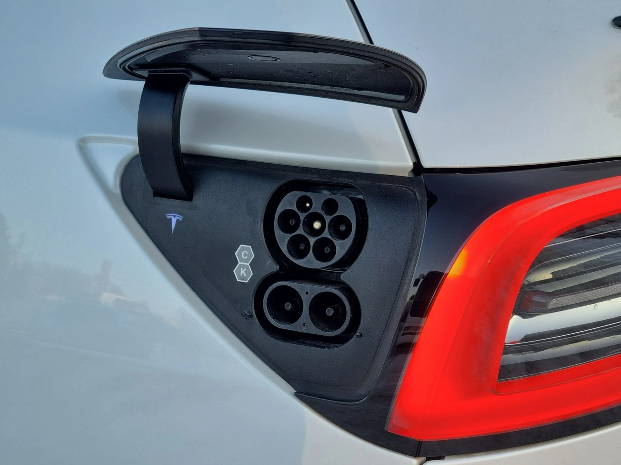 Tesla Y - Zdjęcie 8