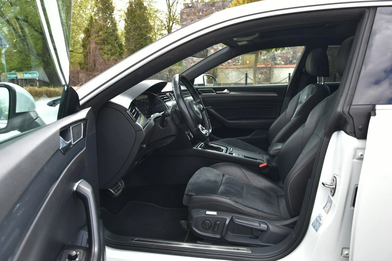 Volkswagen Arteon - Zdjęcie 21