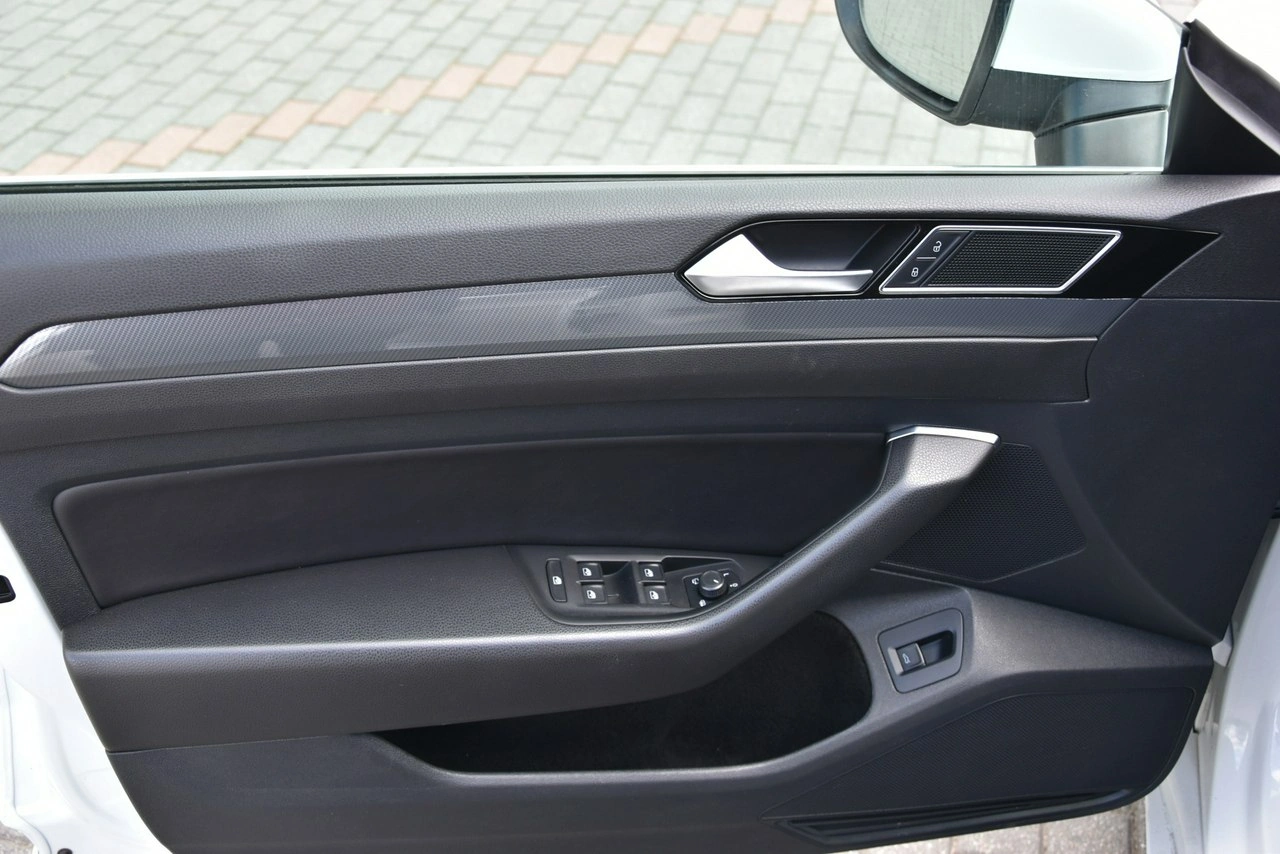 Volkswagen Arteon - Zdjęcie 22