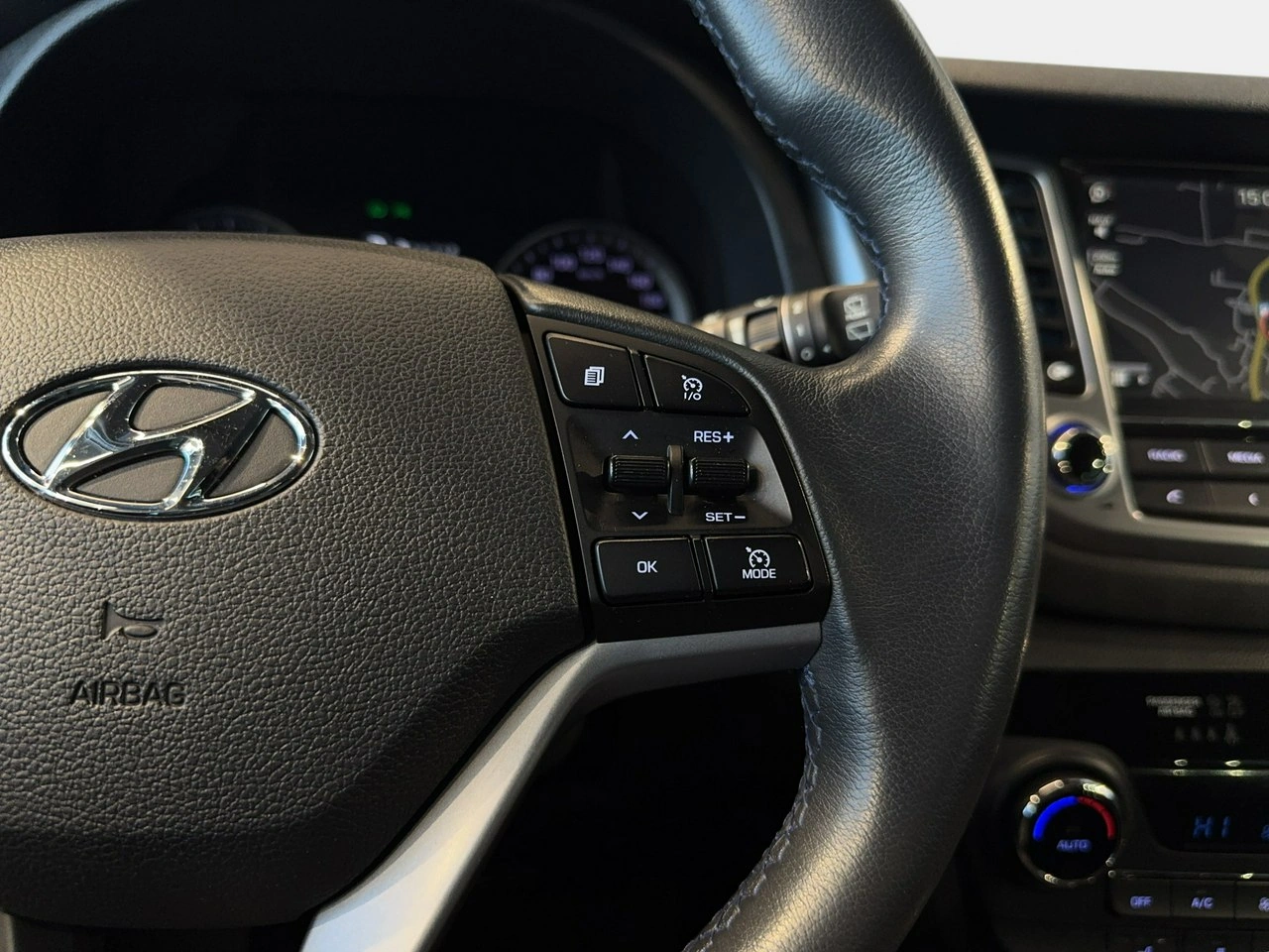 Hyundai Tucson - Zdjęcie 18