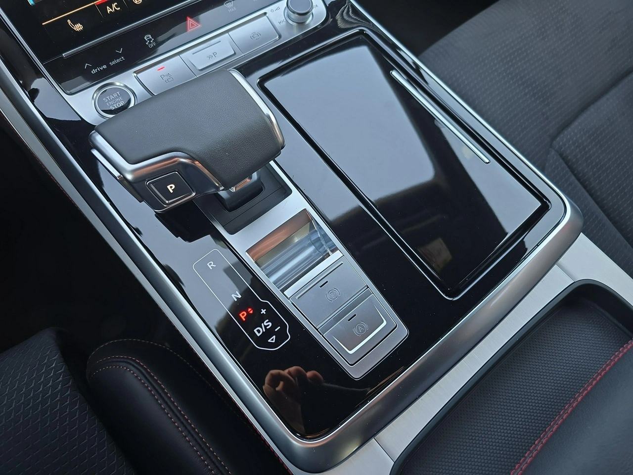 Audi Q7 - Zdjęcie 13