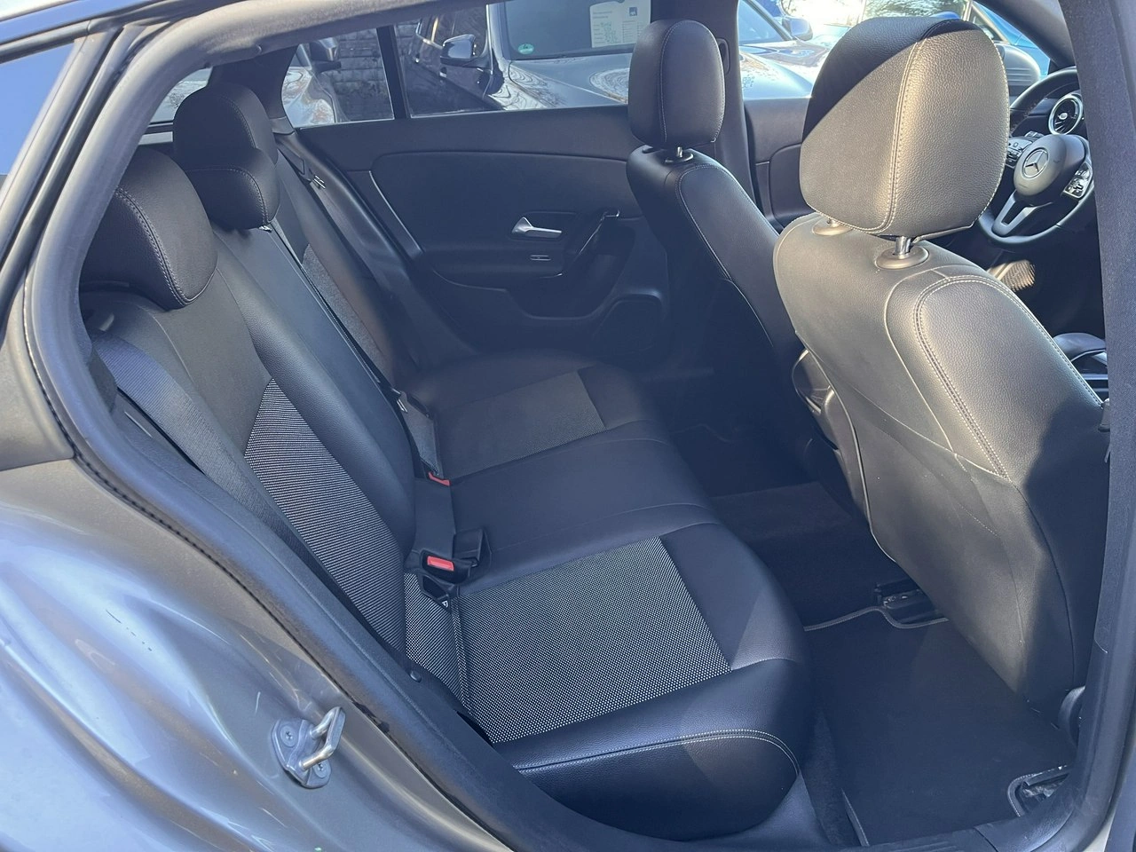 Mercedes CLA 180 - Zdjęcie 23