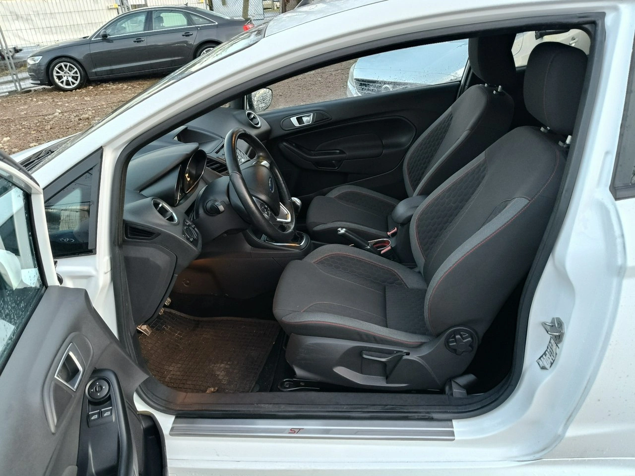 Ford Fiesta - Zdjęcie 19