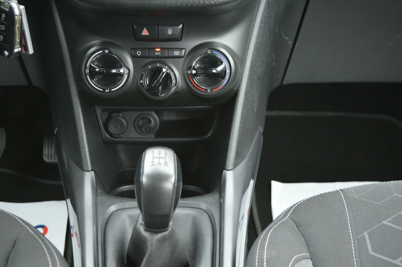 Peugeot 2008 - Zdjęcie 27
