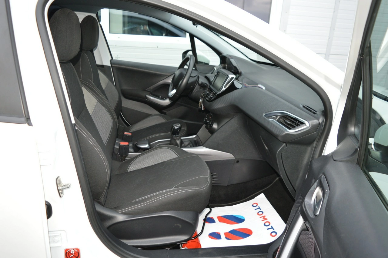 Peugeot 2008 - Zdjęcie 30