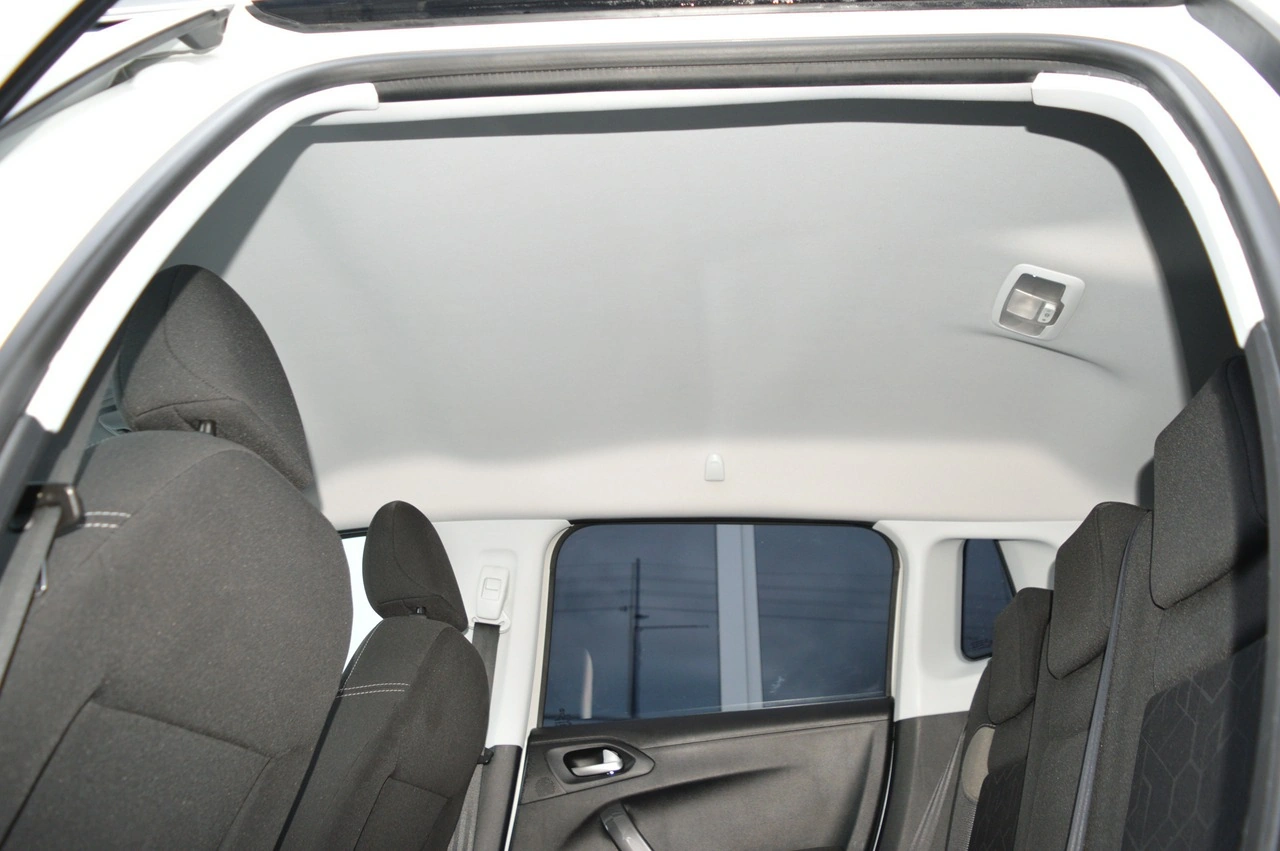 Peugeot 2008 - Zdjęcie 33