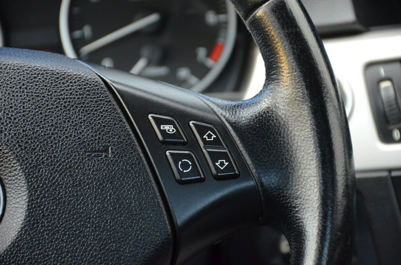 BMW 318 - Zdjęcie 29