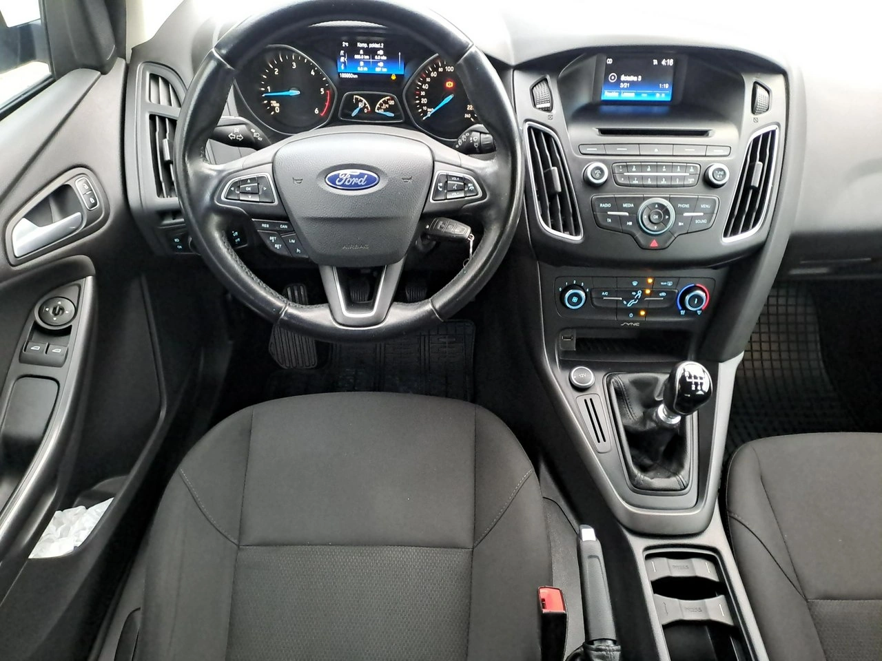 Ford Focus - Zdjęcie 10