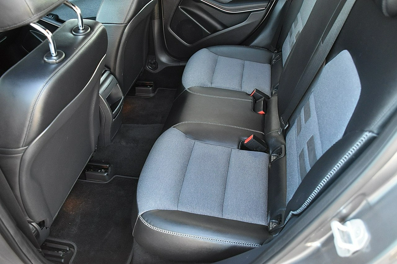 Mercedes GLA 180 - Zdjęcie 11