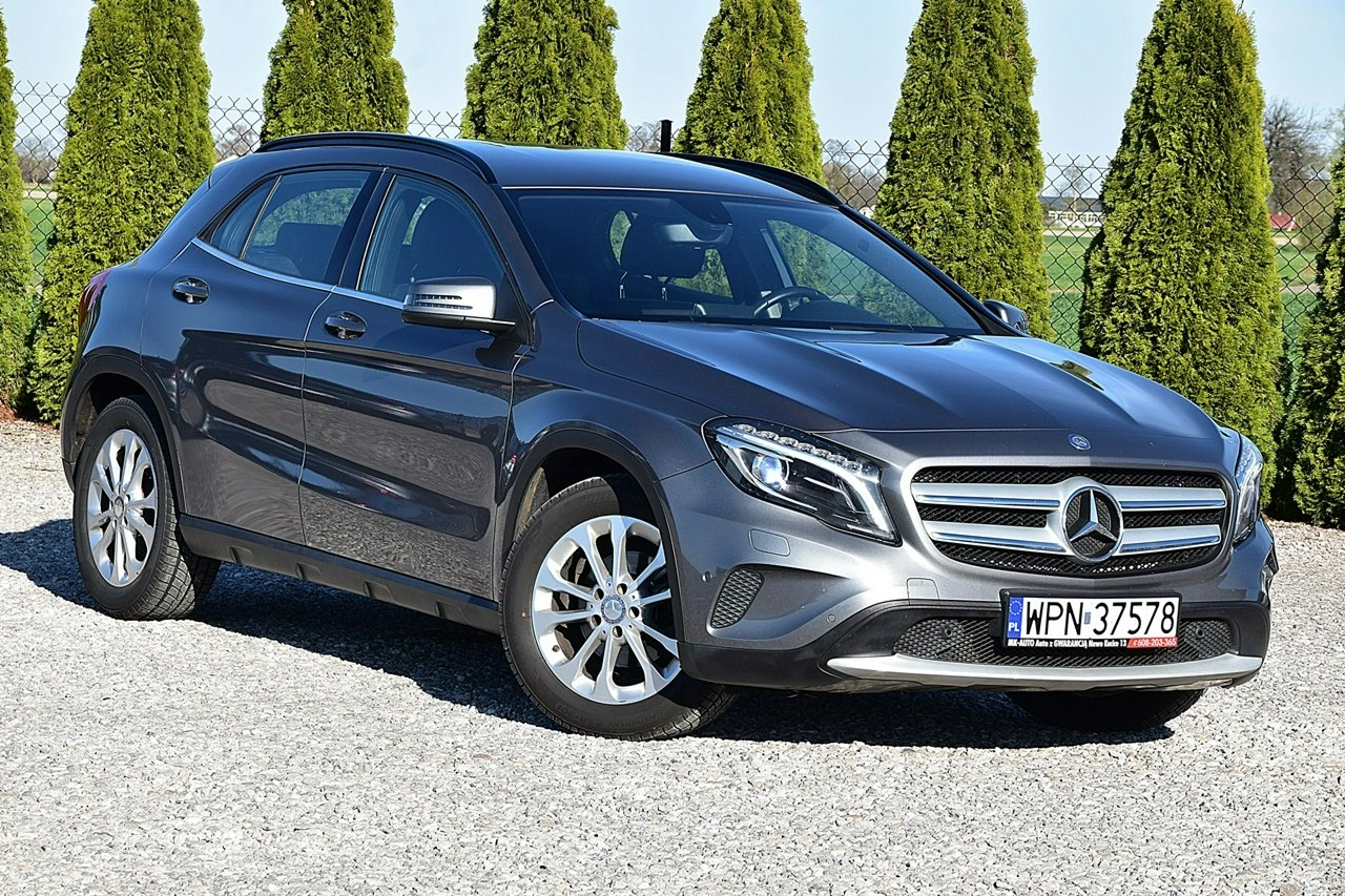 Mercedes GLA 180 - Zdjęcie 14