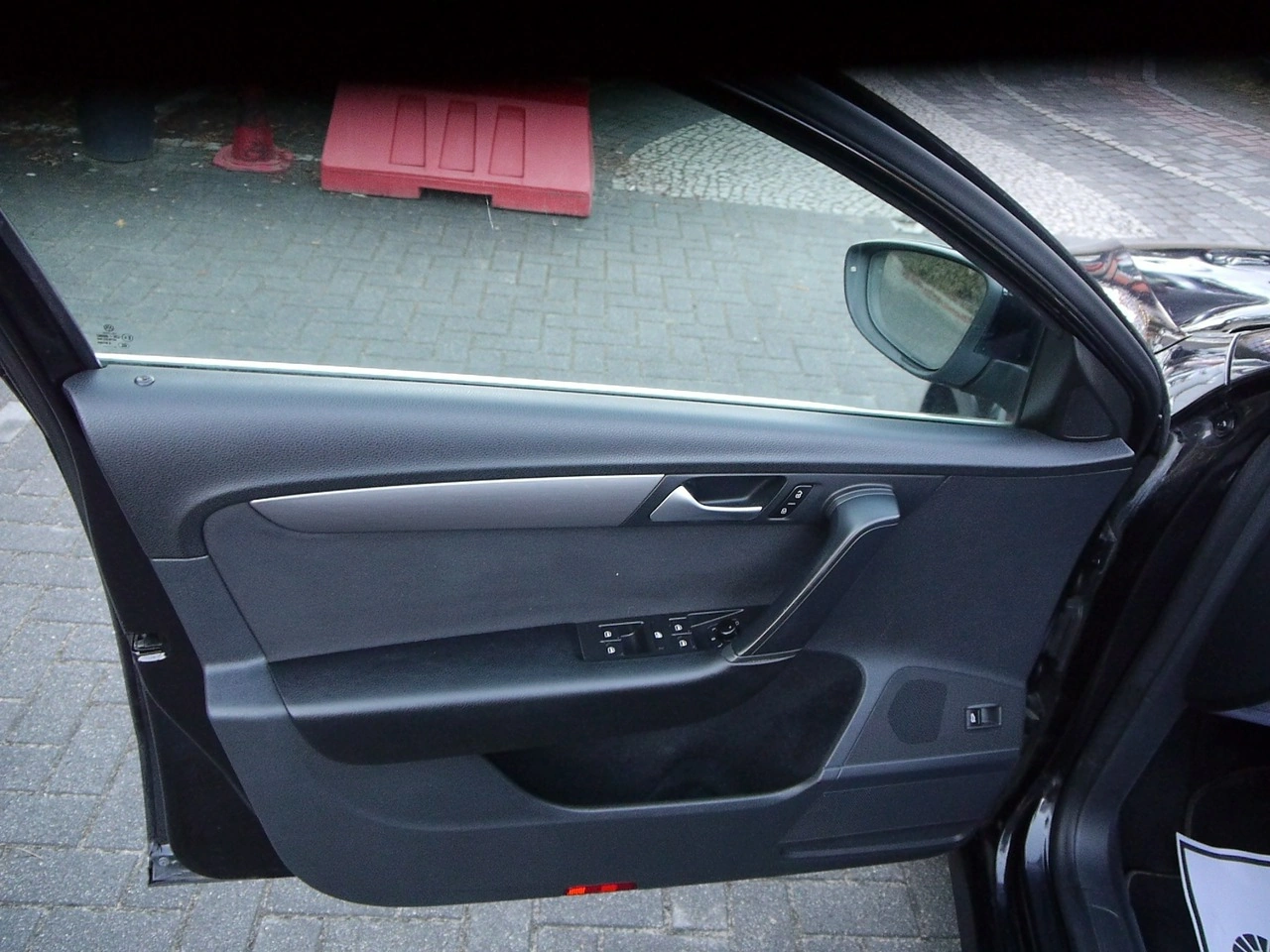 Volkswagen Passat - Zdjęcie 35
