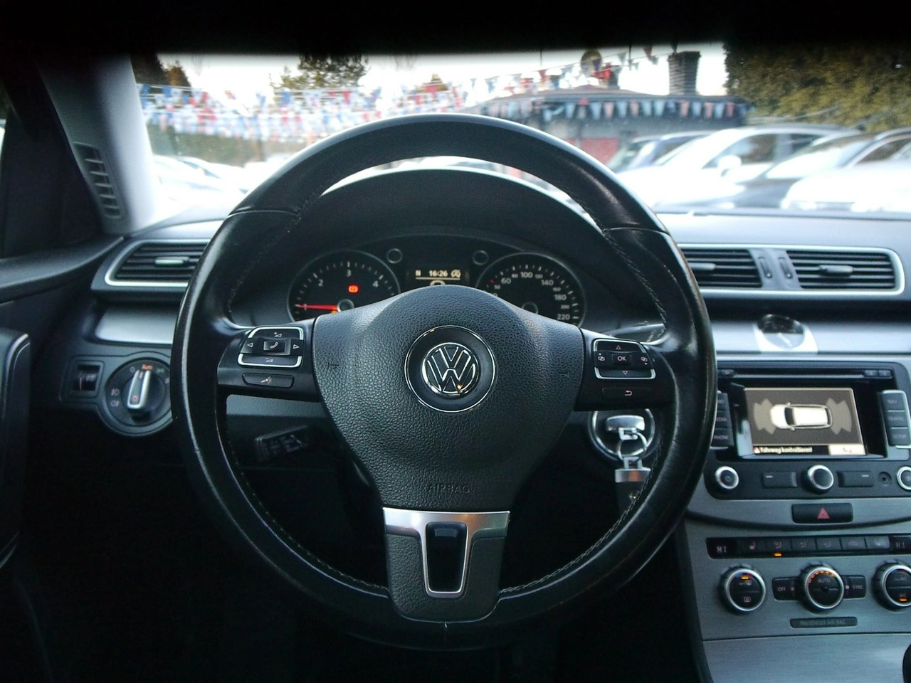 Volkswagen Passat - Zdjęcie 15