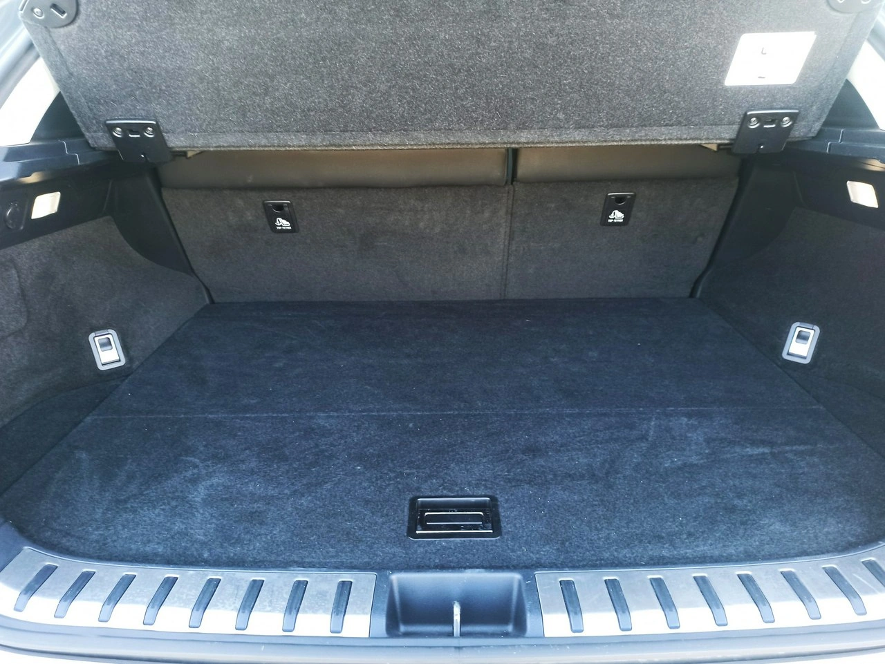 Lexus NX - Zdjęcie 9