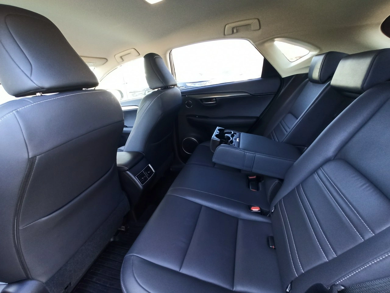 Lexus NX - Zdjęcie 7