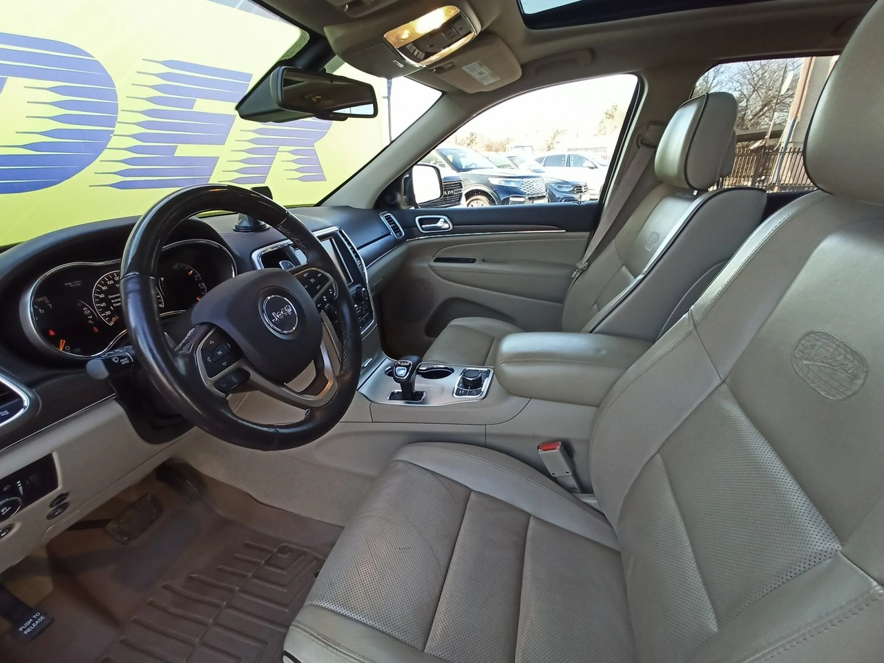 Jeep Grand Cherokee - Zdjęcie 6