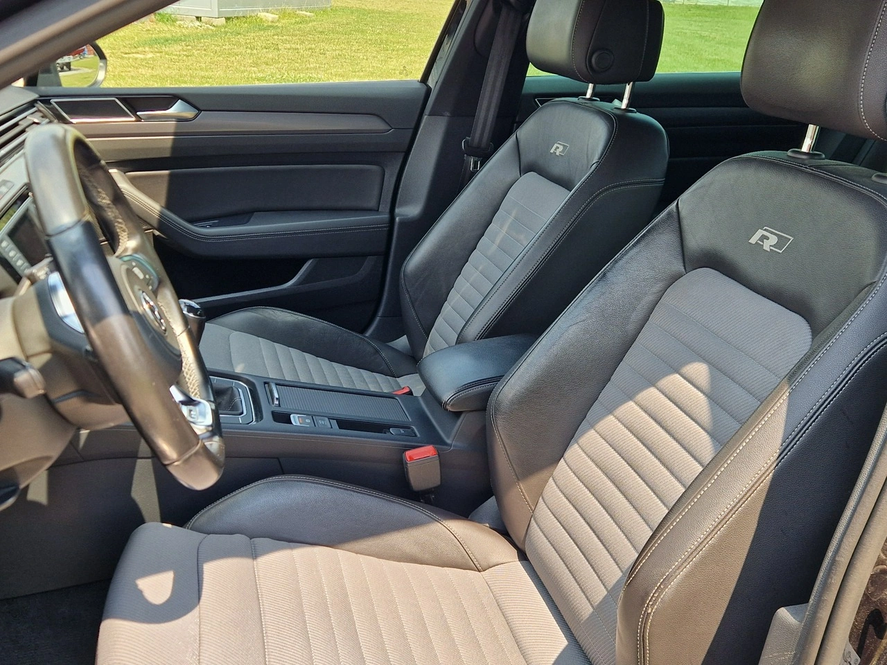 Volkswagen Passat - Zdjęcie 16