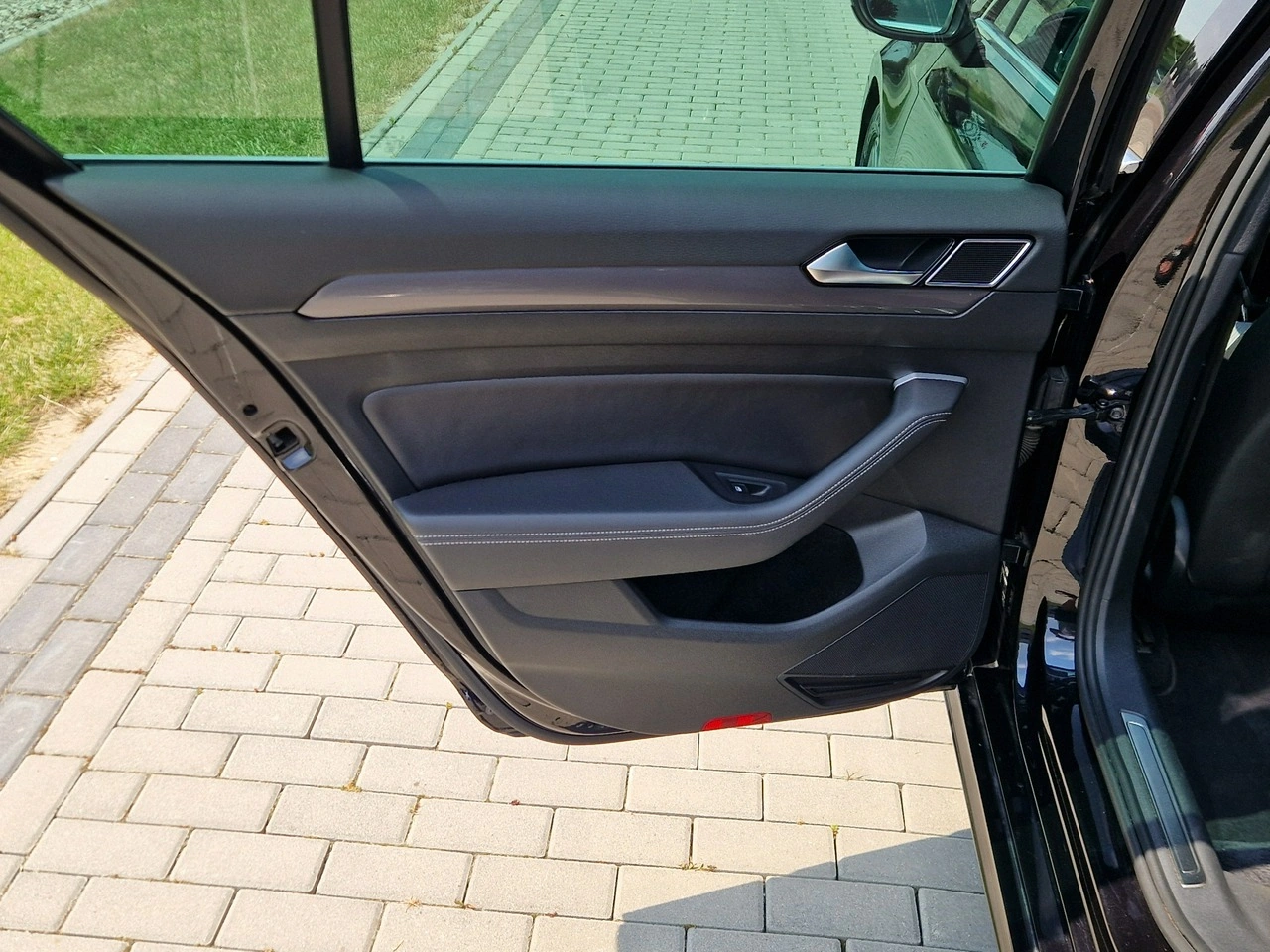 Volkswagen Passat - Zdjęcie 20