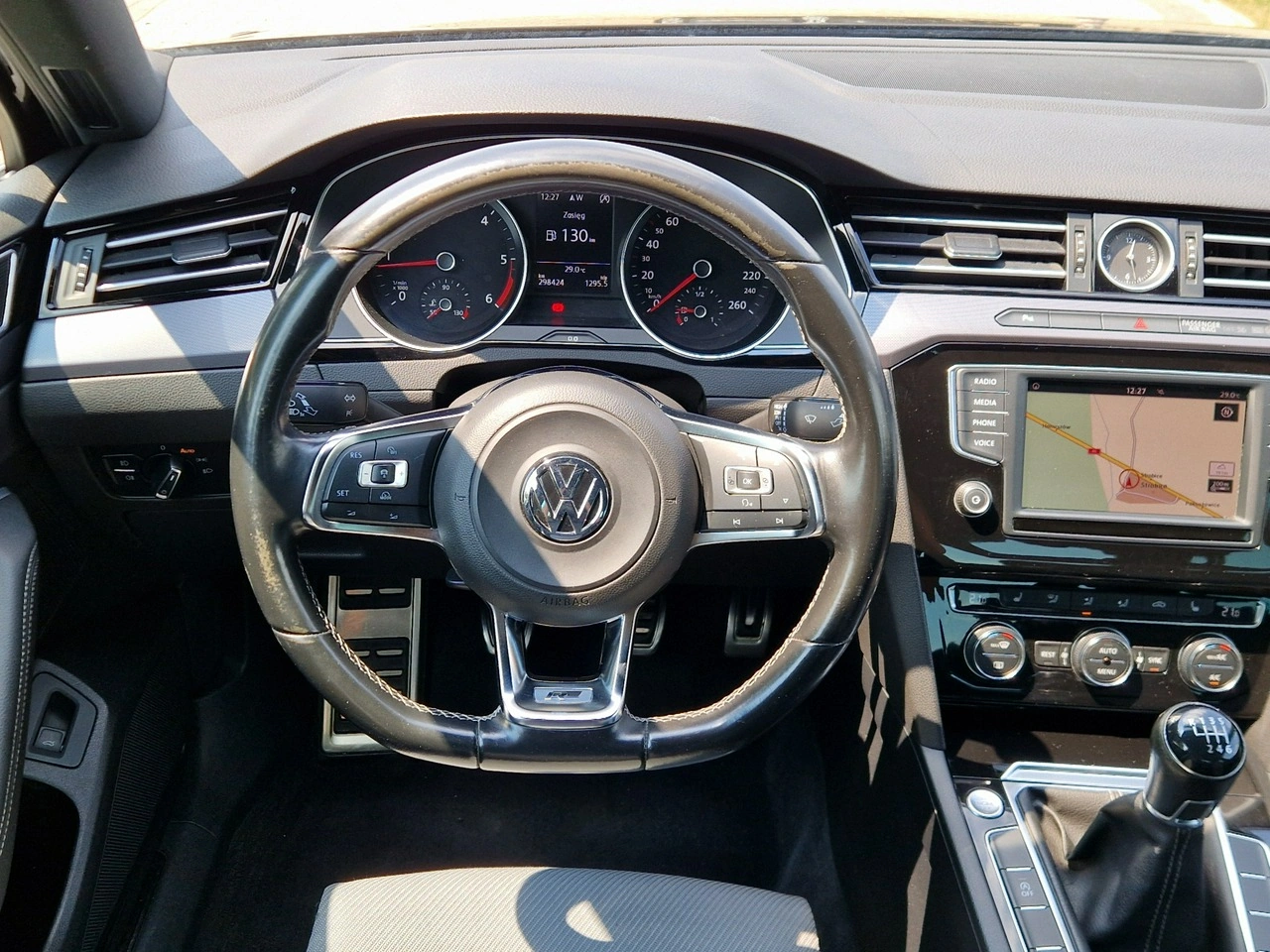 Volkswagen Passat - Zdjęcie 27