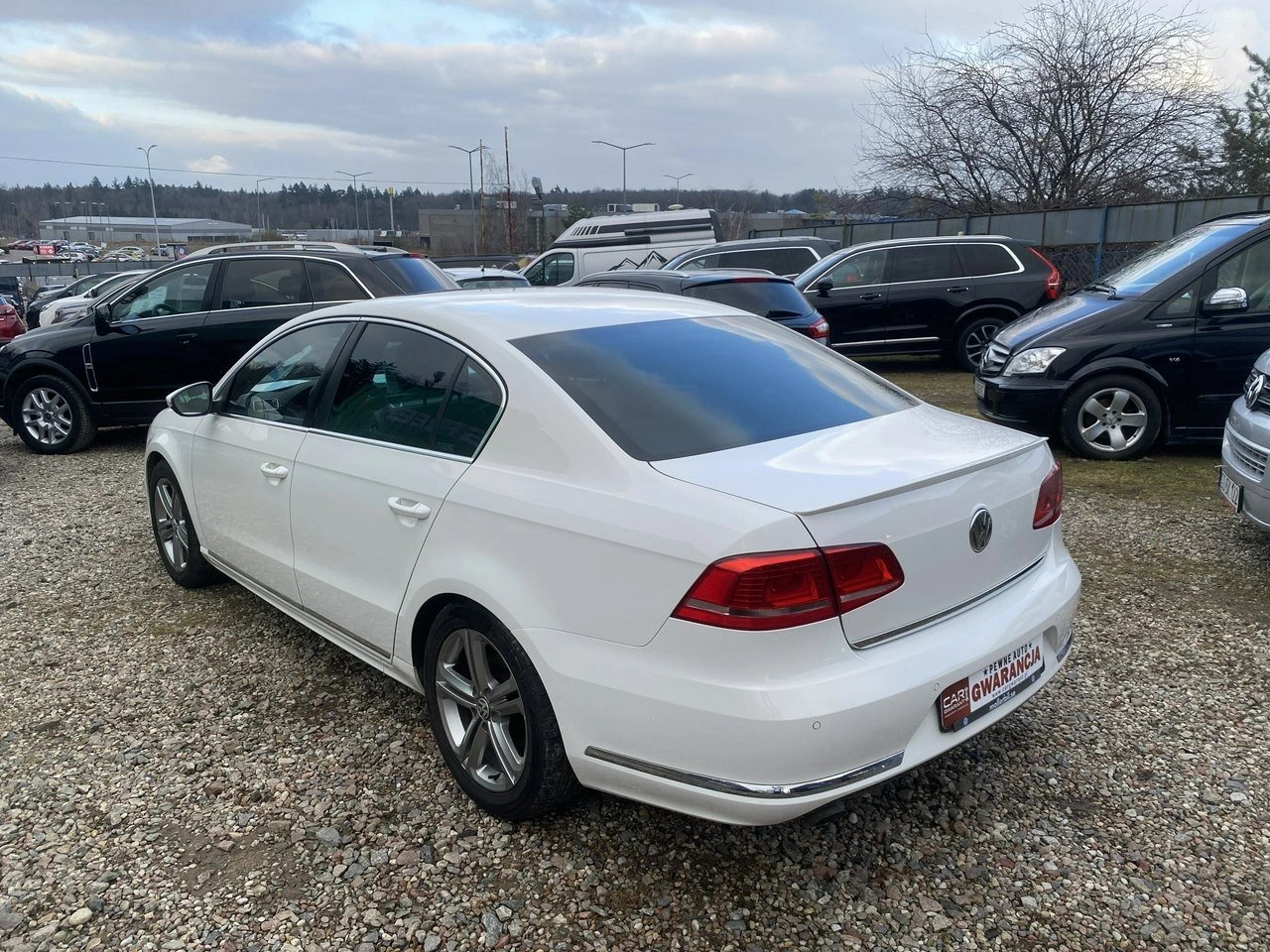 Volkswagen Passat - Zdjęcie 17