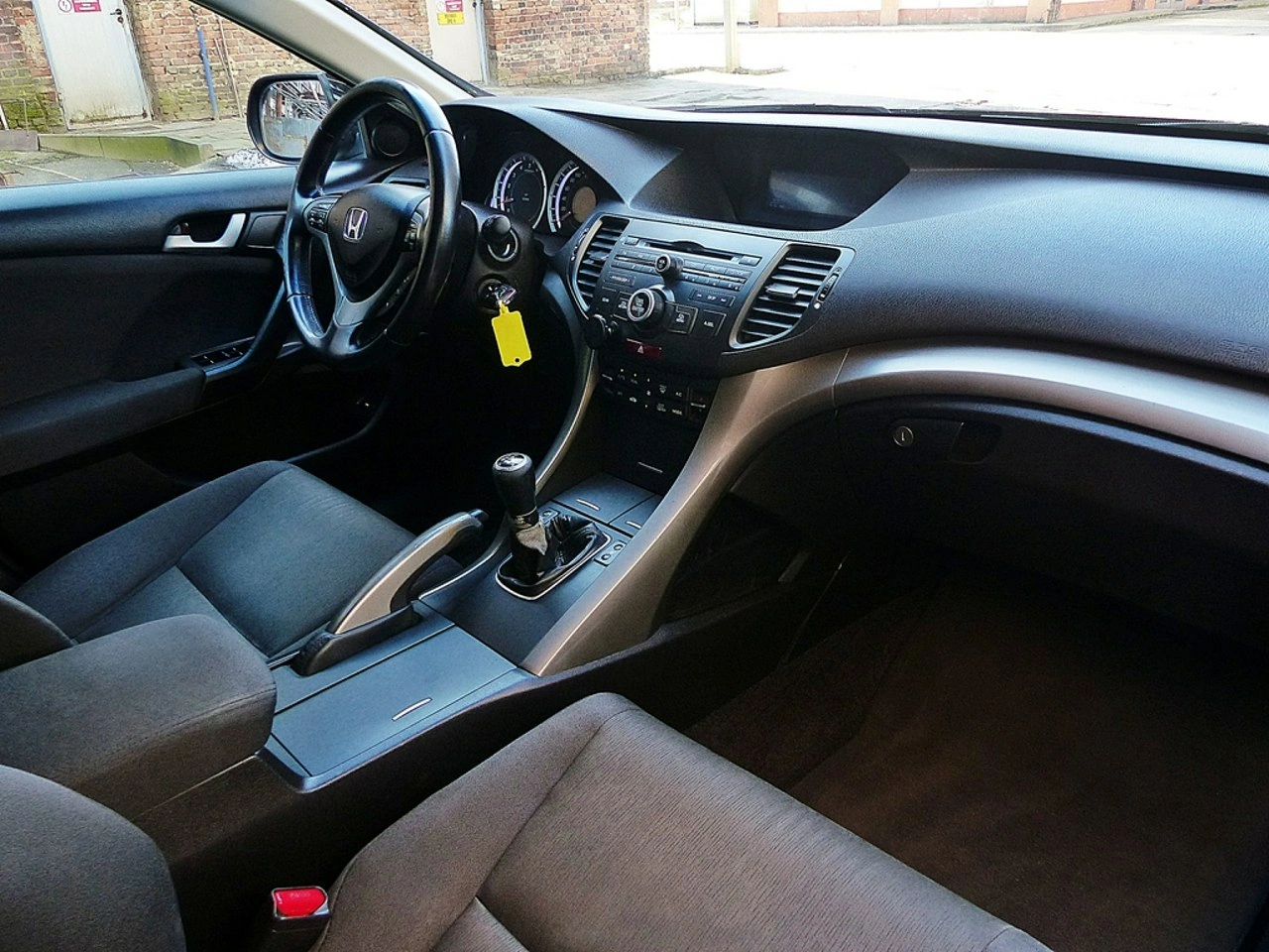 Honda Accord - Zdjęcie 23