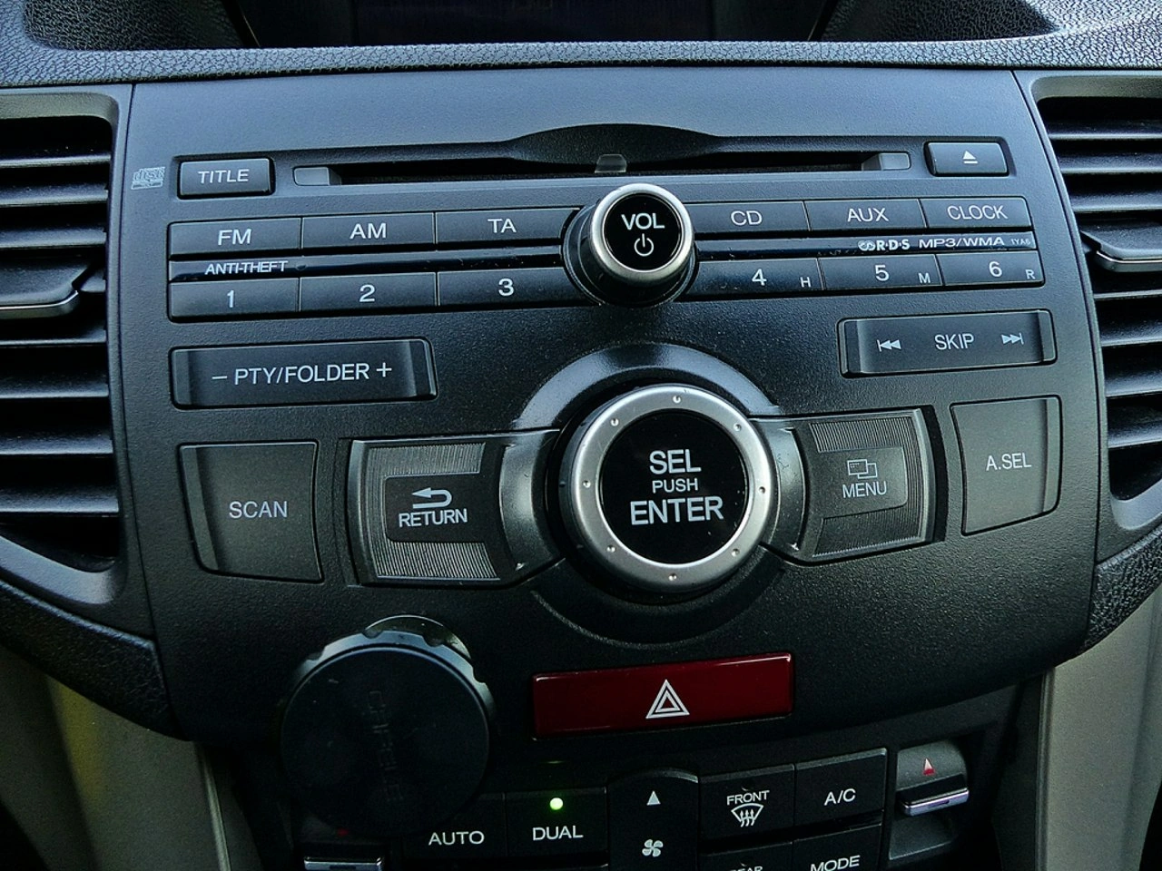 Honda Accord - Zdjęcie 31