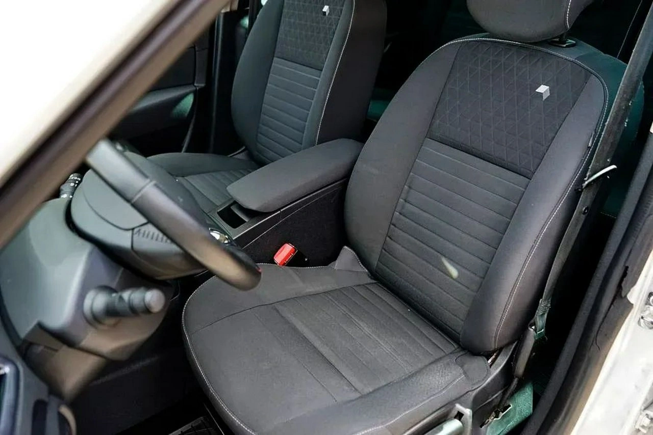 Renault Scenic - Zdjęcie 18