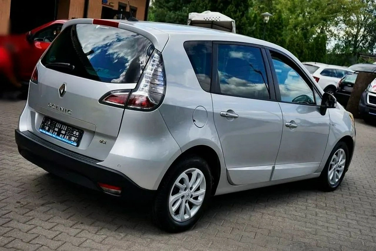 Renault Scenic - Zdjęcie 6