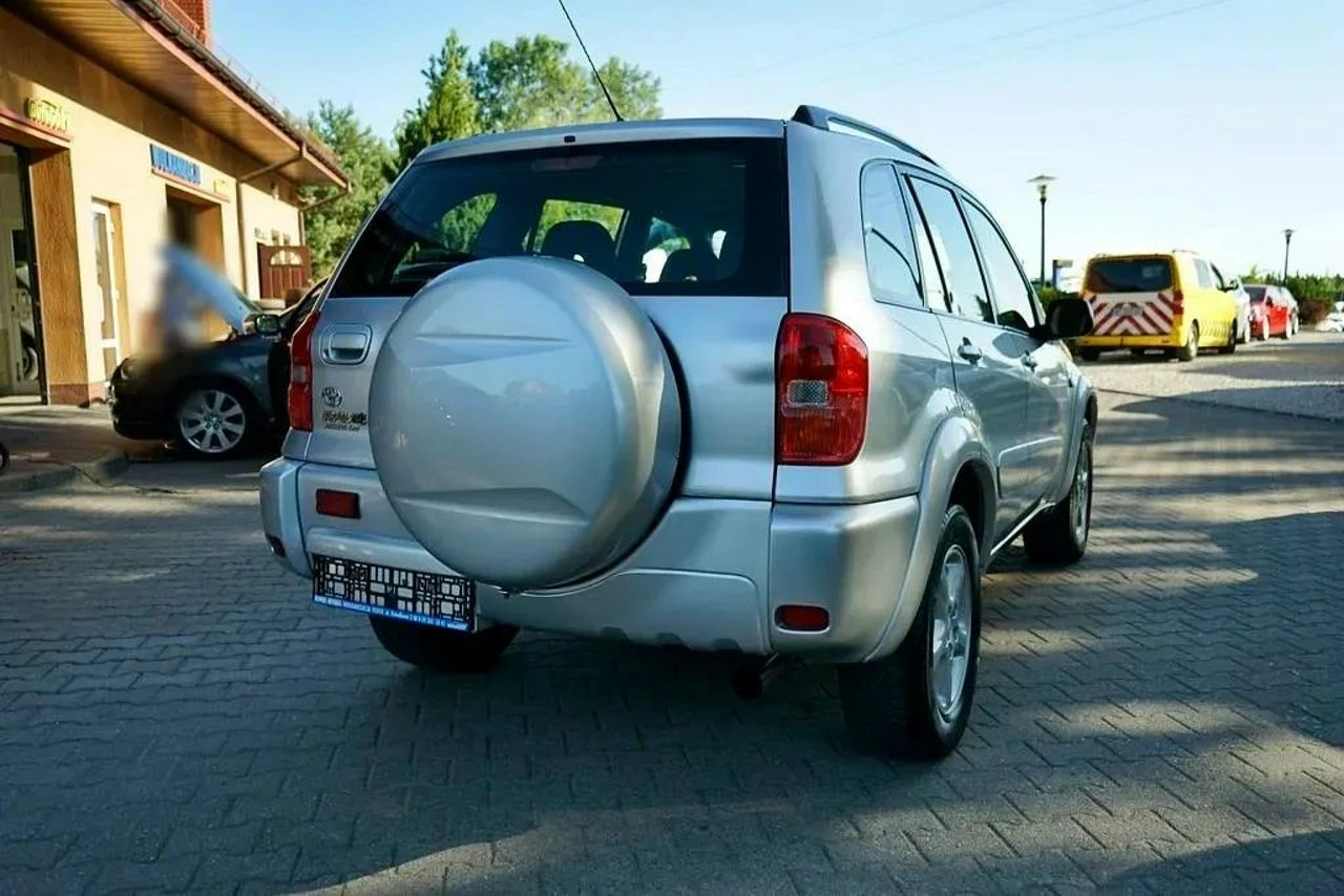 Toyota RAV-4 - Zdjęcie 5