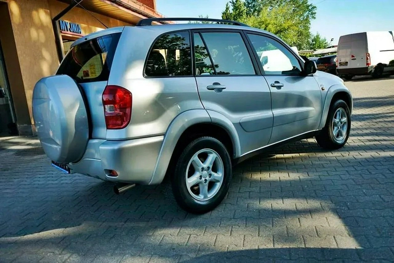 Toyota RAV-4 - Zdjęcie 6