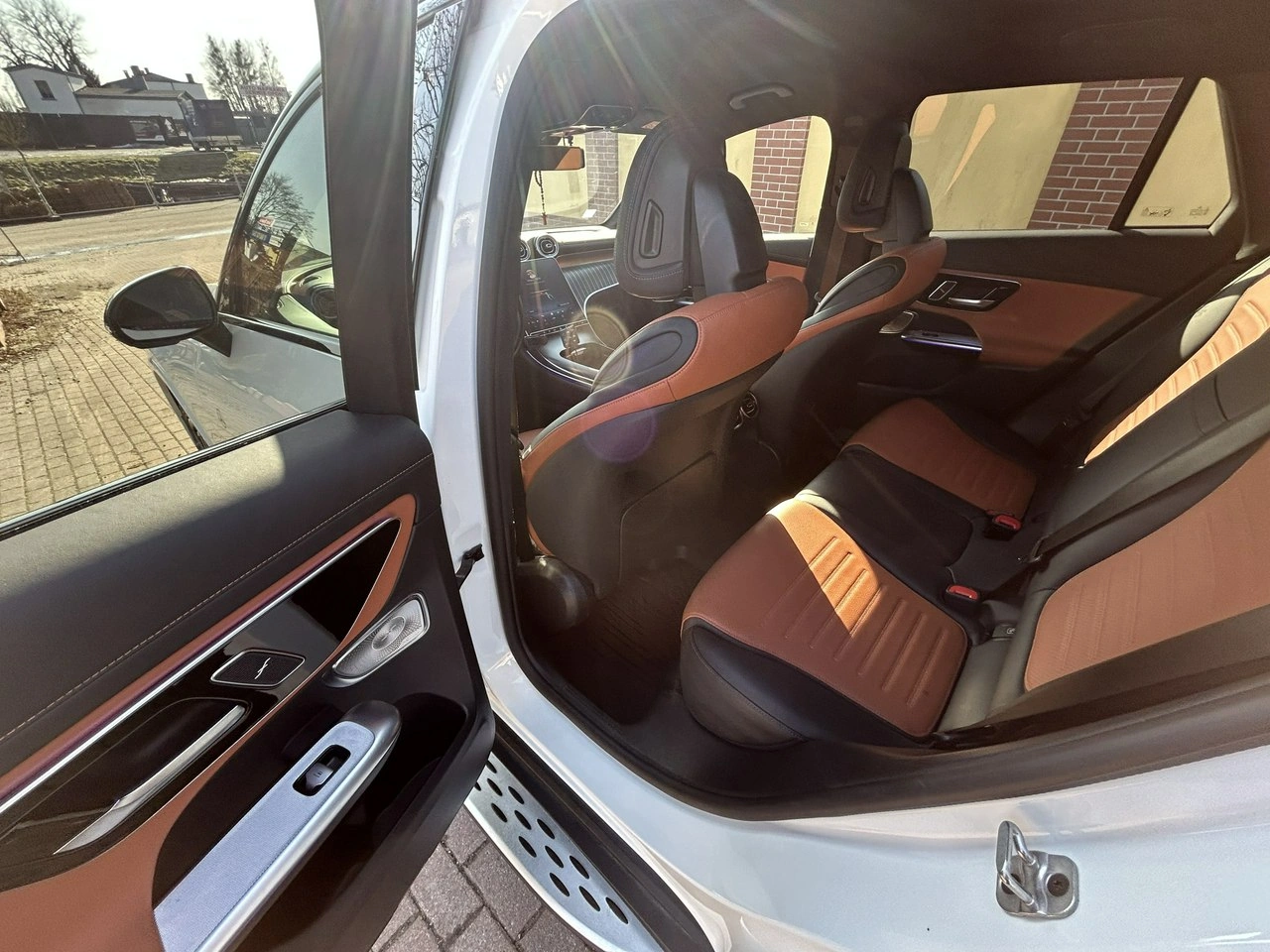 Mercedes GLC 300 - Zdjęcie 10