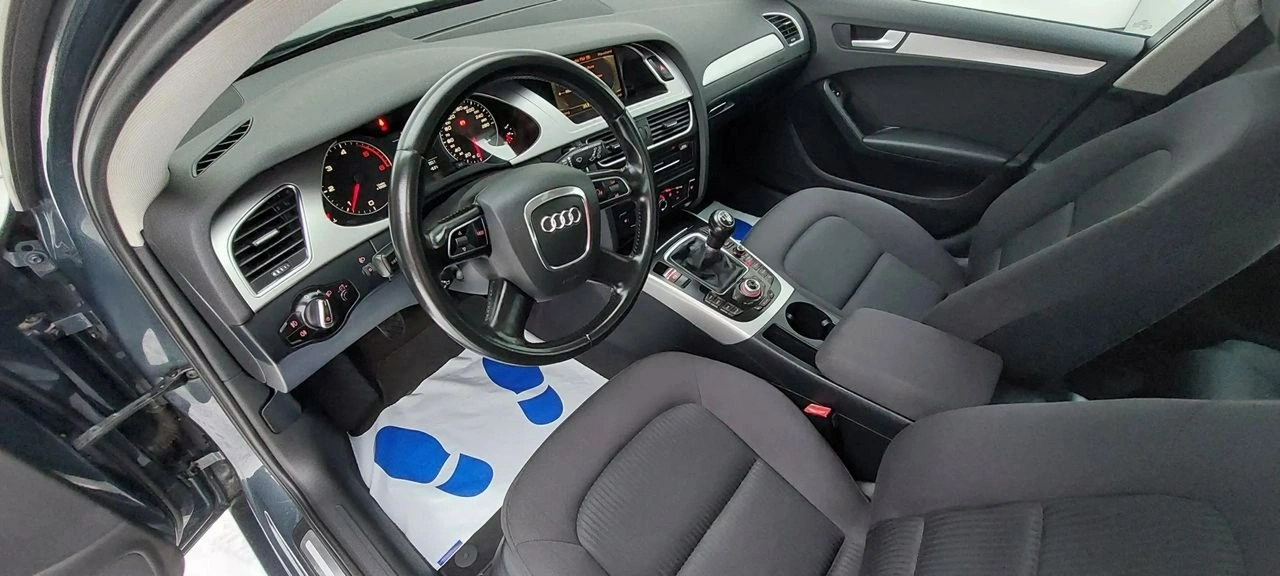 Audi A4 - Zdjęcie 18